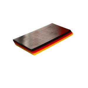 Spezielles PPF-Rakel namens PPF Hornet Squeegee.
